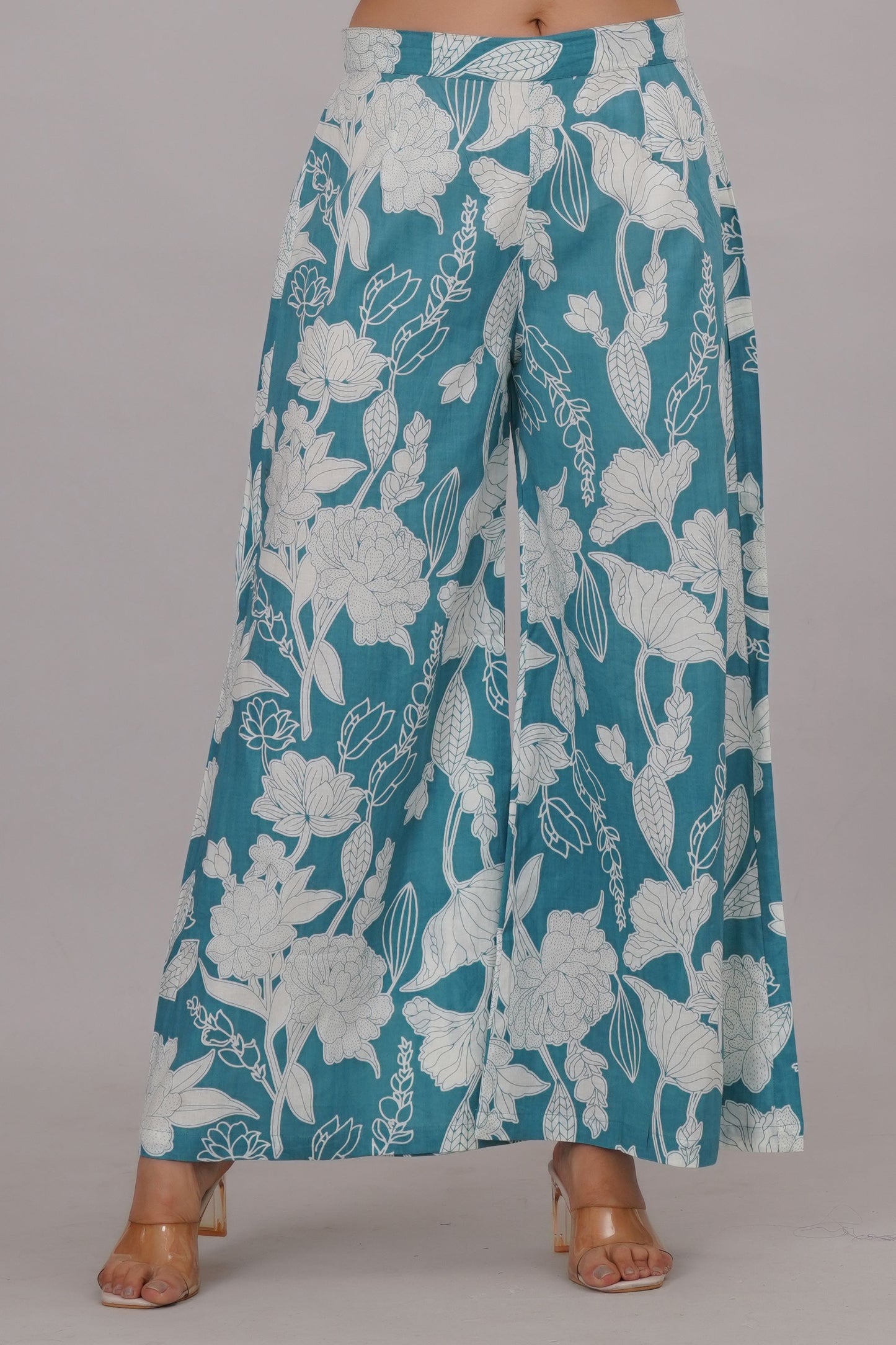 Bahe Kurtiz Pure Cotton halter neck sleeveless kurta with plazzo set