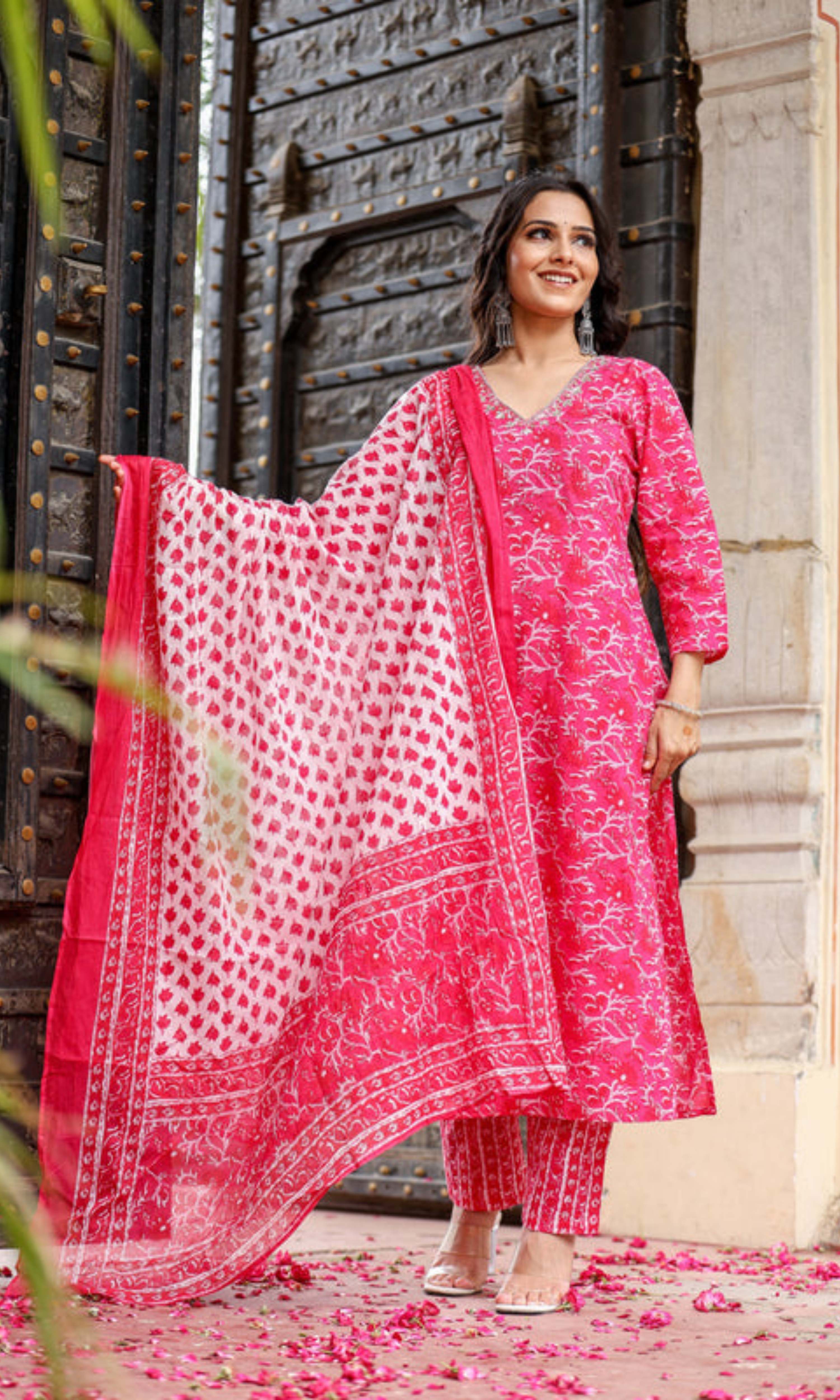 Bahe Kurtiz Pink Handblock V Neck Gotta patti emblished Straight Kurta Set with Dupatta For Womens