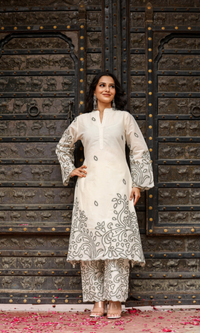 Off-White Kurta Set with Black Embroidery