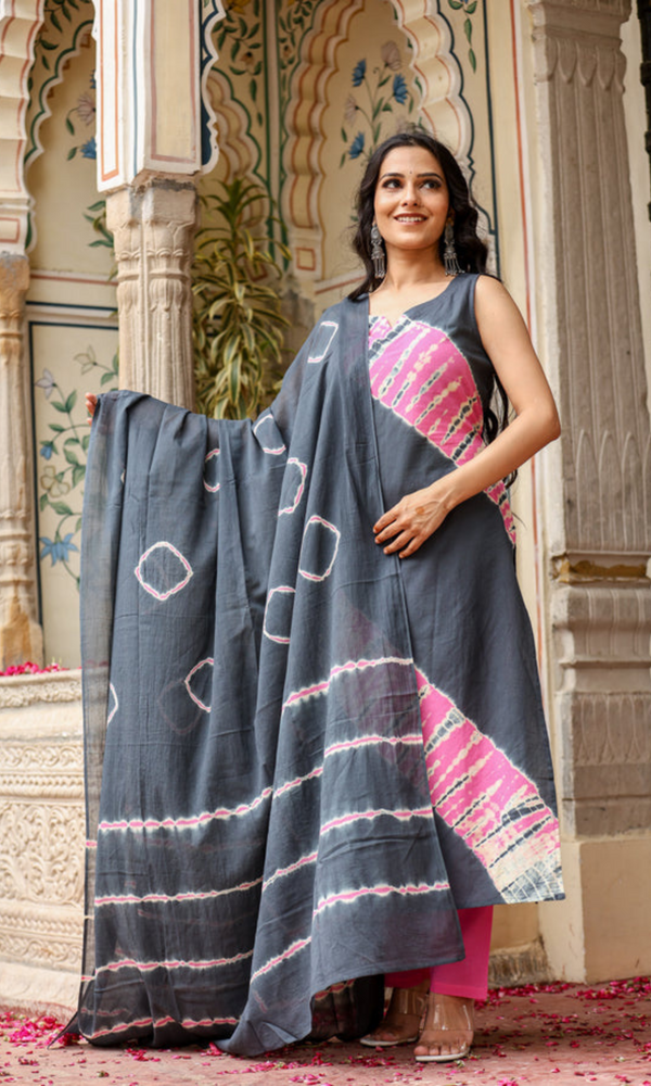 Charcoal Grey & Pink Shibori Sleeveless Kurta Set with Matching Dupatta for womens