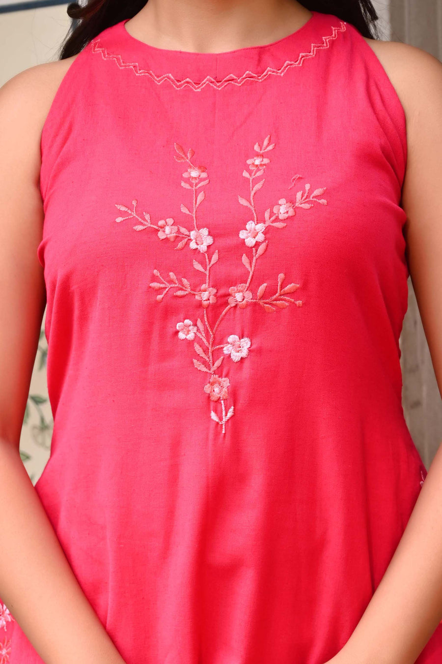 Bahe Kurtiz Pink Halter Neck A-Line Kurti Set with Minimal Embroidery and Palazzo for Women