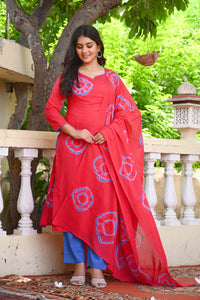 Bahe Kurtiz Straight Kurta Set with Contrasting Tie-Dye Patterns and Cotton Dupatta for Women