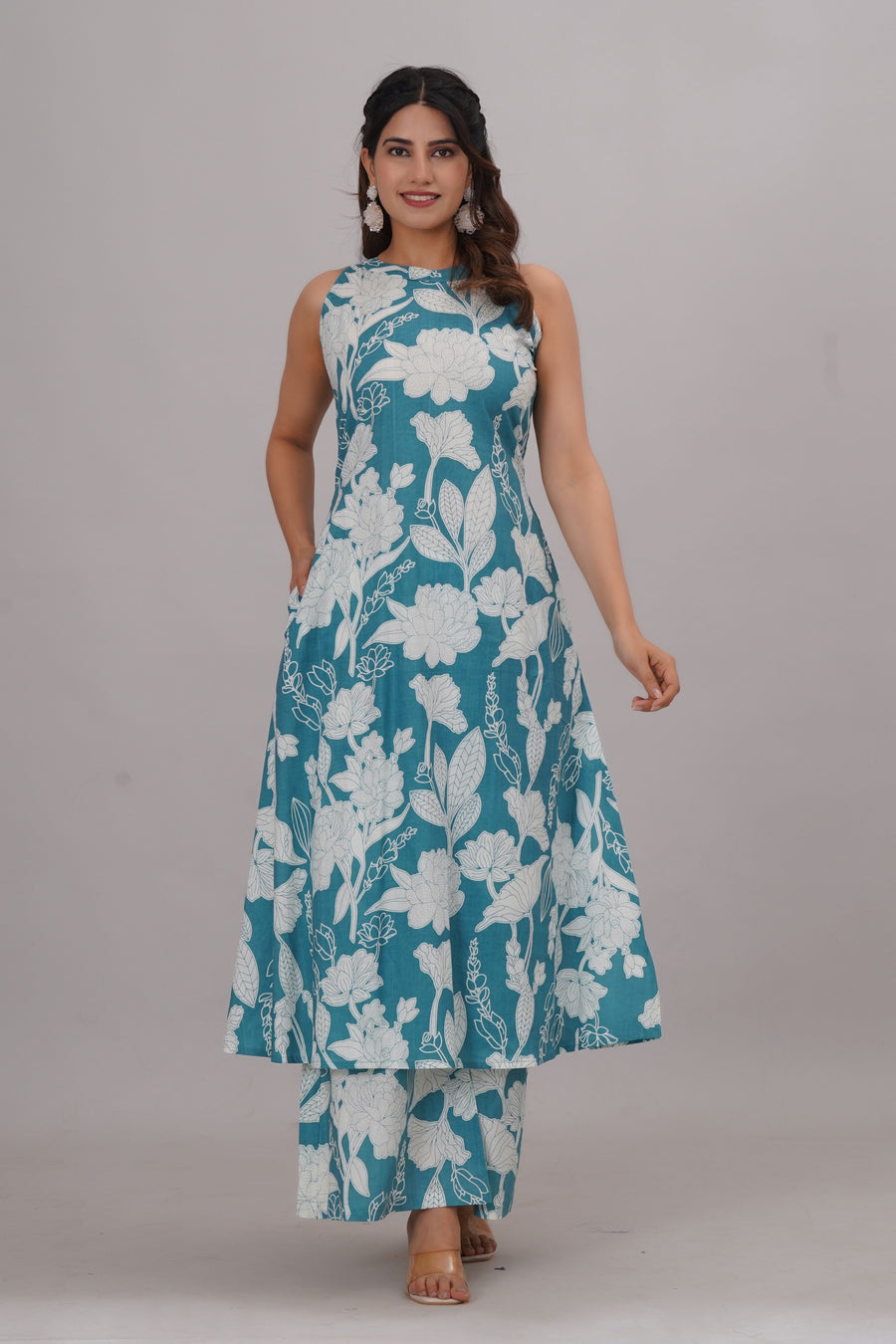 Bahe Kurtiz Pure Cotton halter neck sleeveless kurta with plazzo set