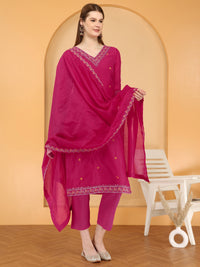 Bahe Kurtiz Rani pink Chanderi embroidary Kurta and pant with Dupatta set
